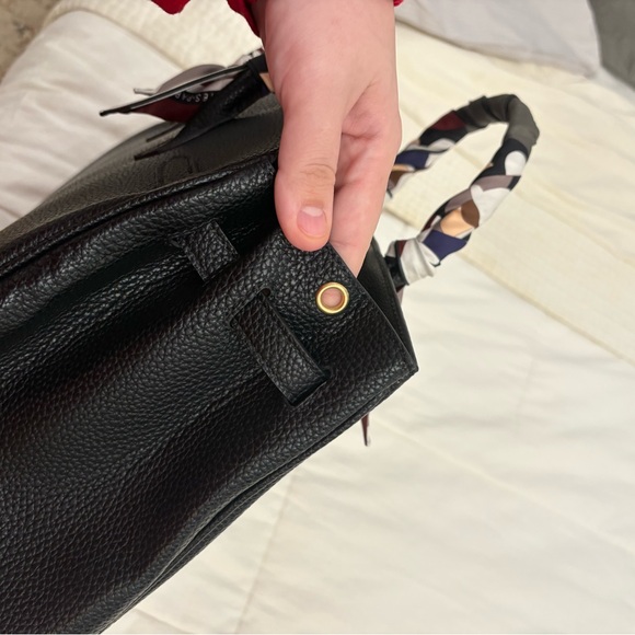 Purse - Picture 8 of 13